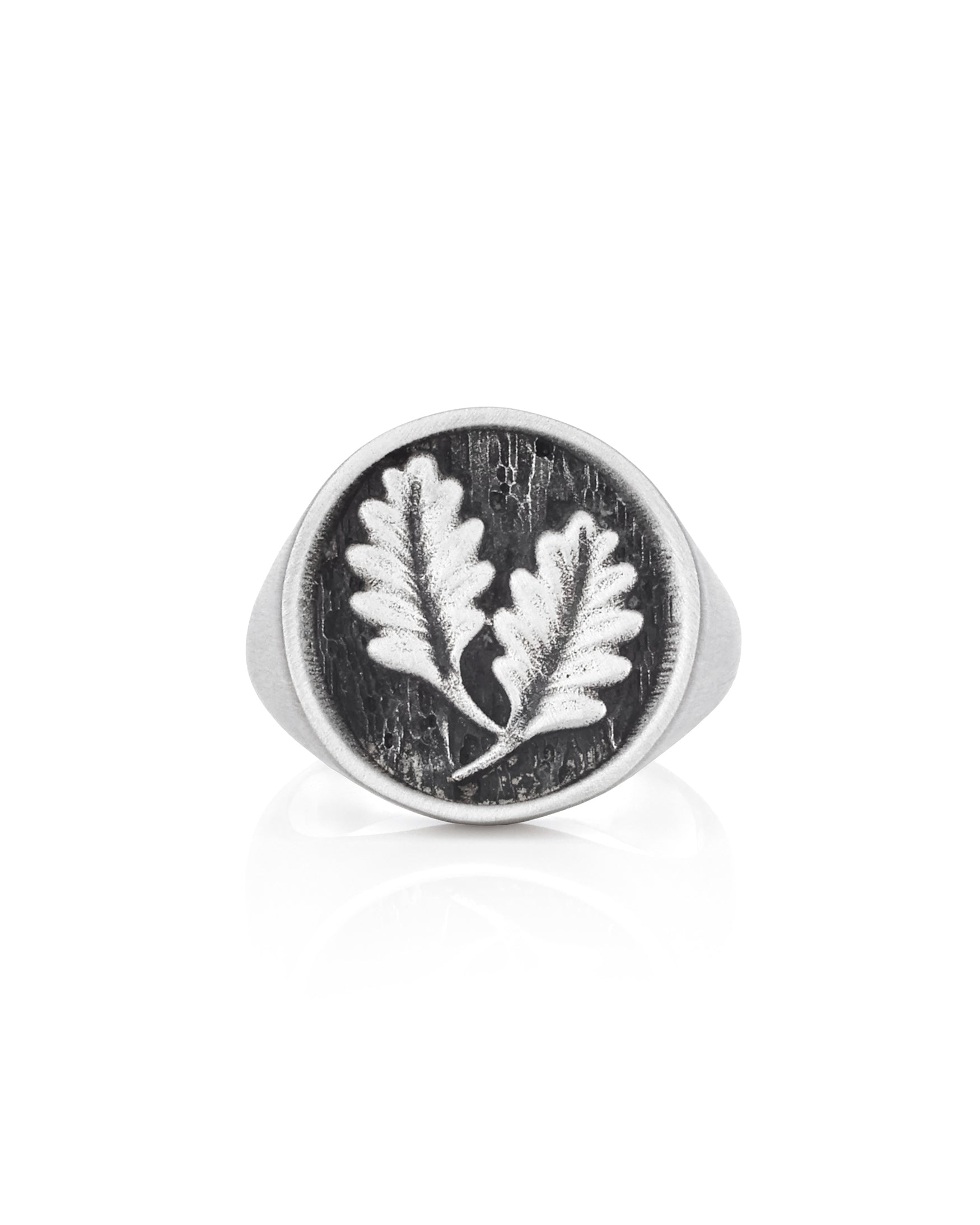 Round Silver Signet Ring with Engraved Oak Leaves