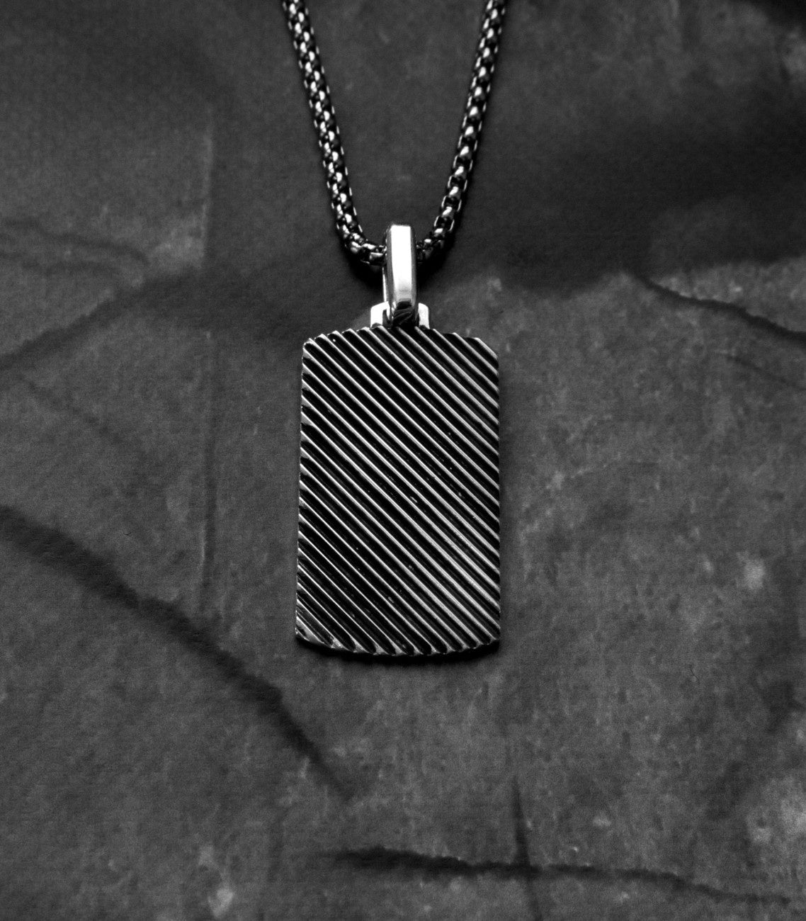 Elegant Minimalist Necklace Engraved Oxidized Design