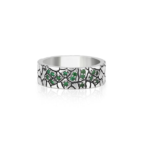 Cobblestone Design Silver Band Ring with Emeralds CZ