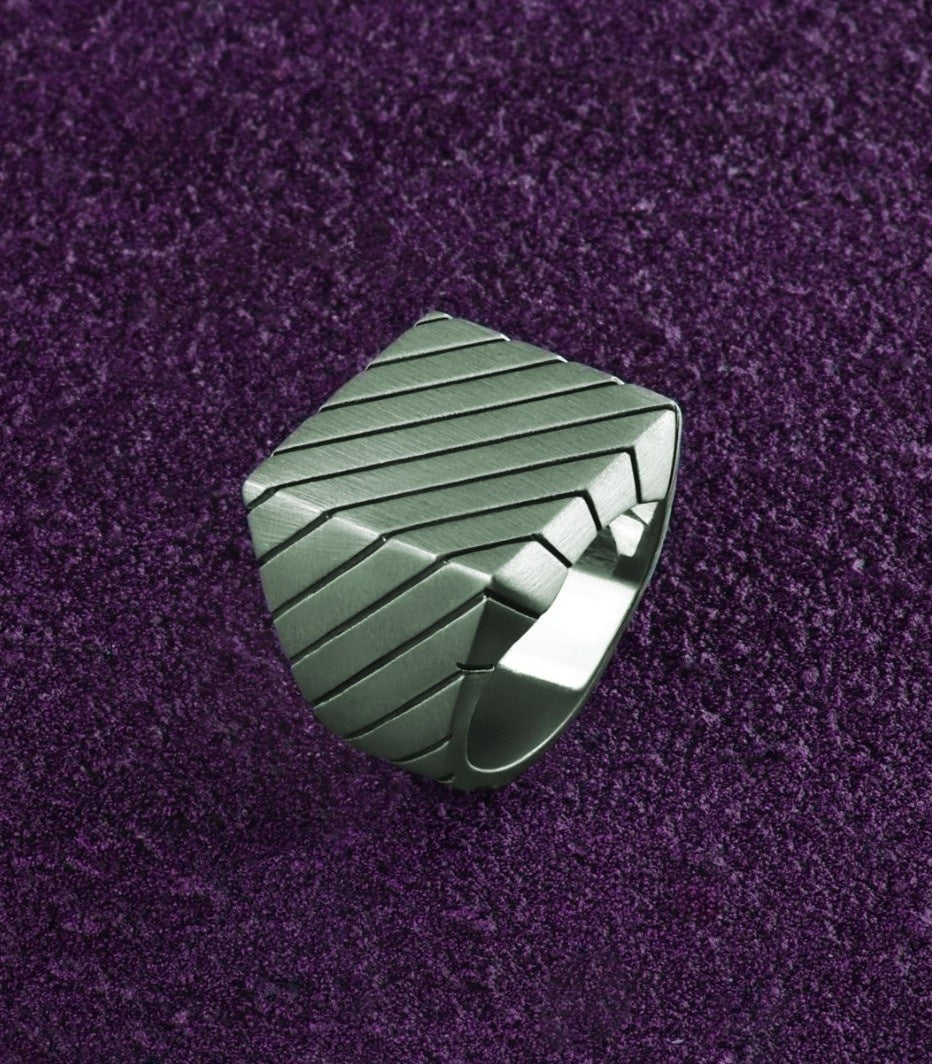 Heavy Signet Ring Engraved with Grooves Sterling Silver