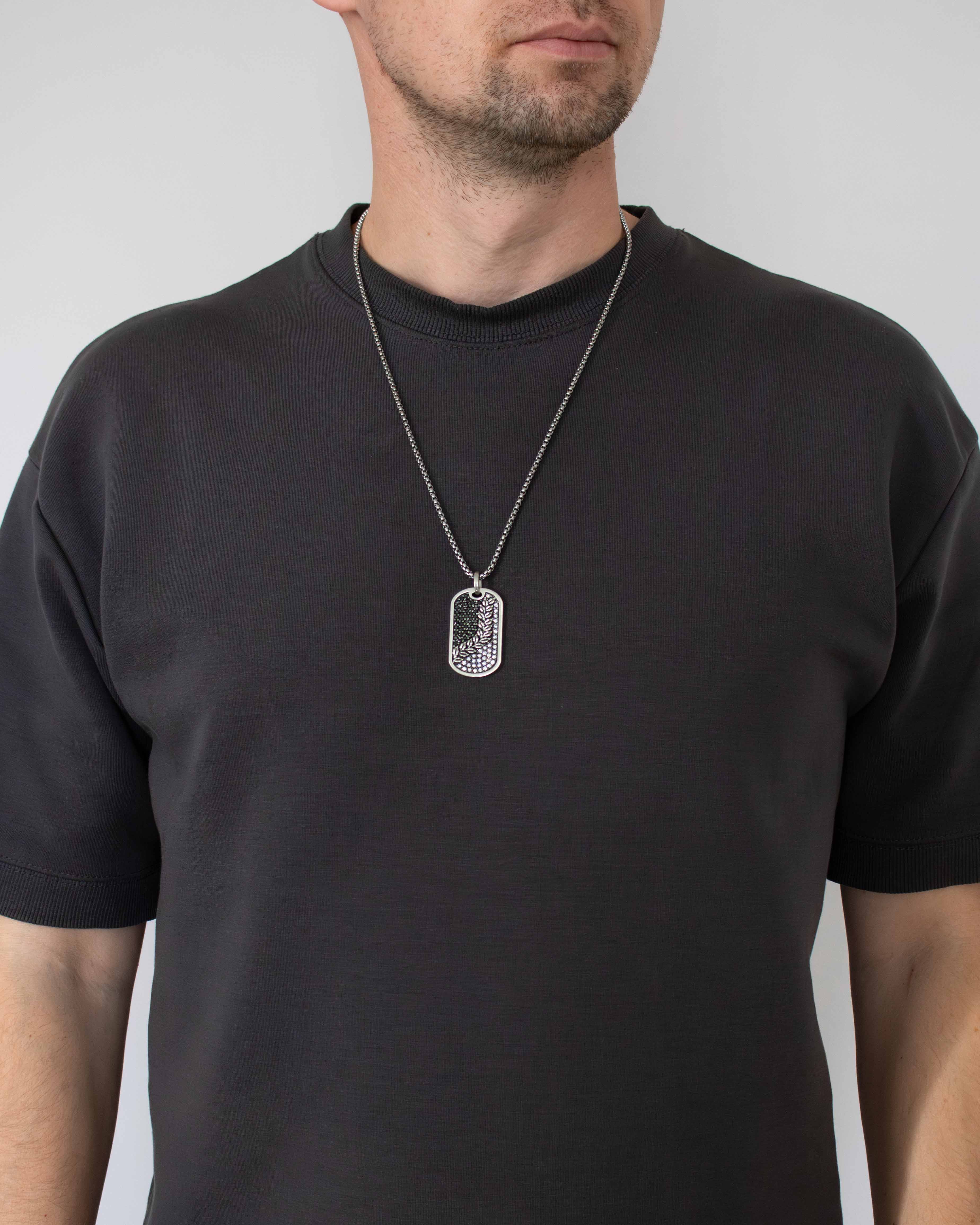 Engraved Spikelet Pendant Black & White Gemstones
