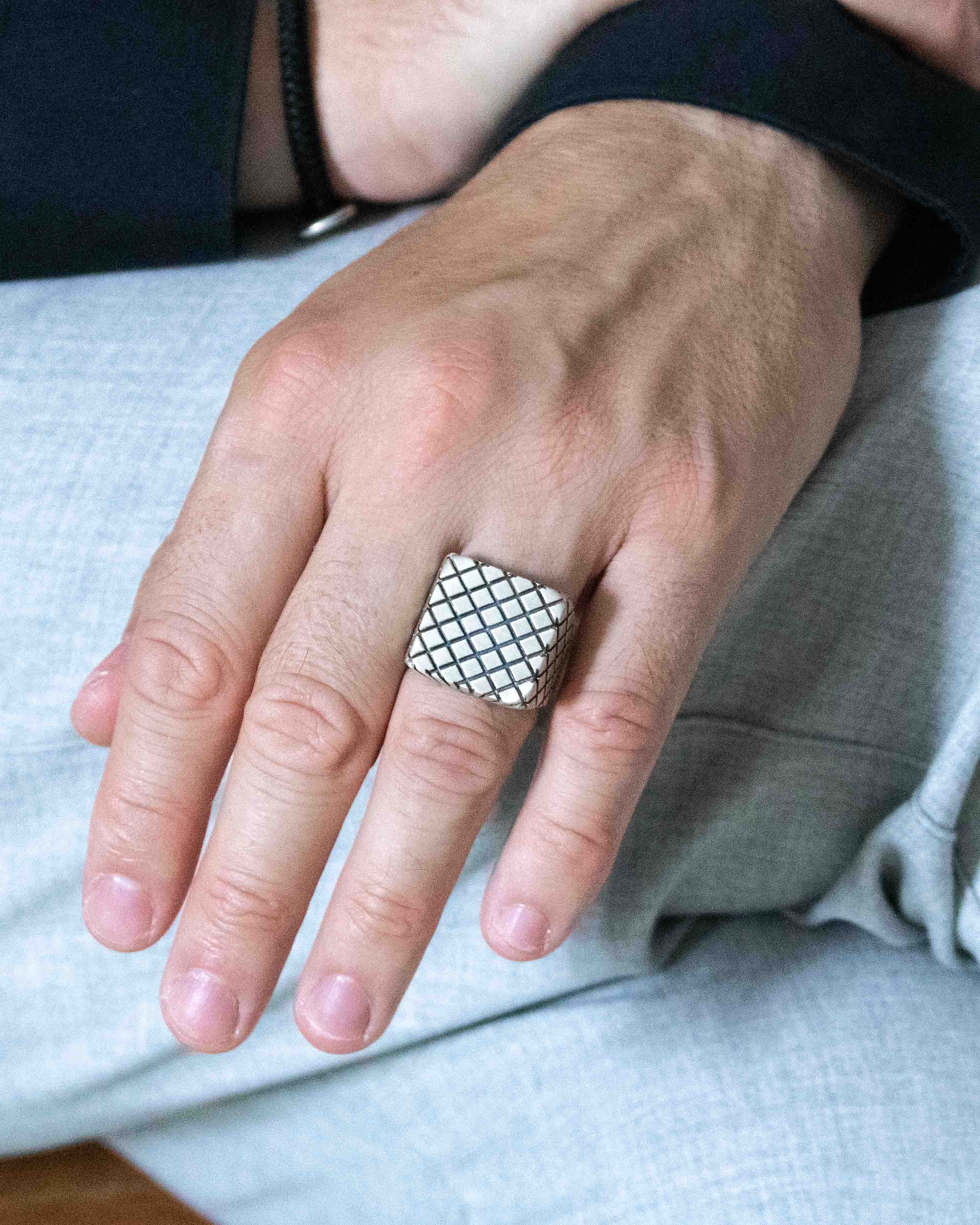 Engraved Grid Chunky Signet Signet Silver Geometric