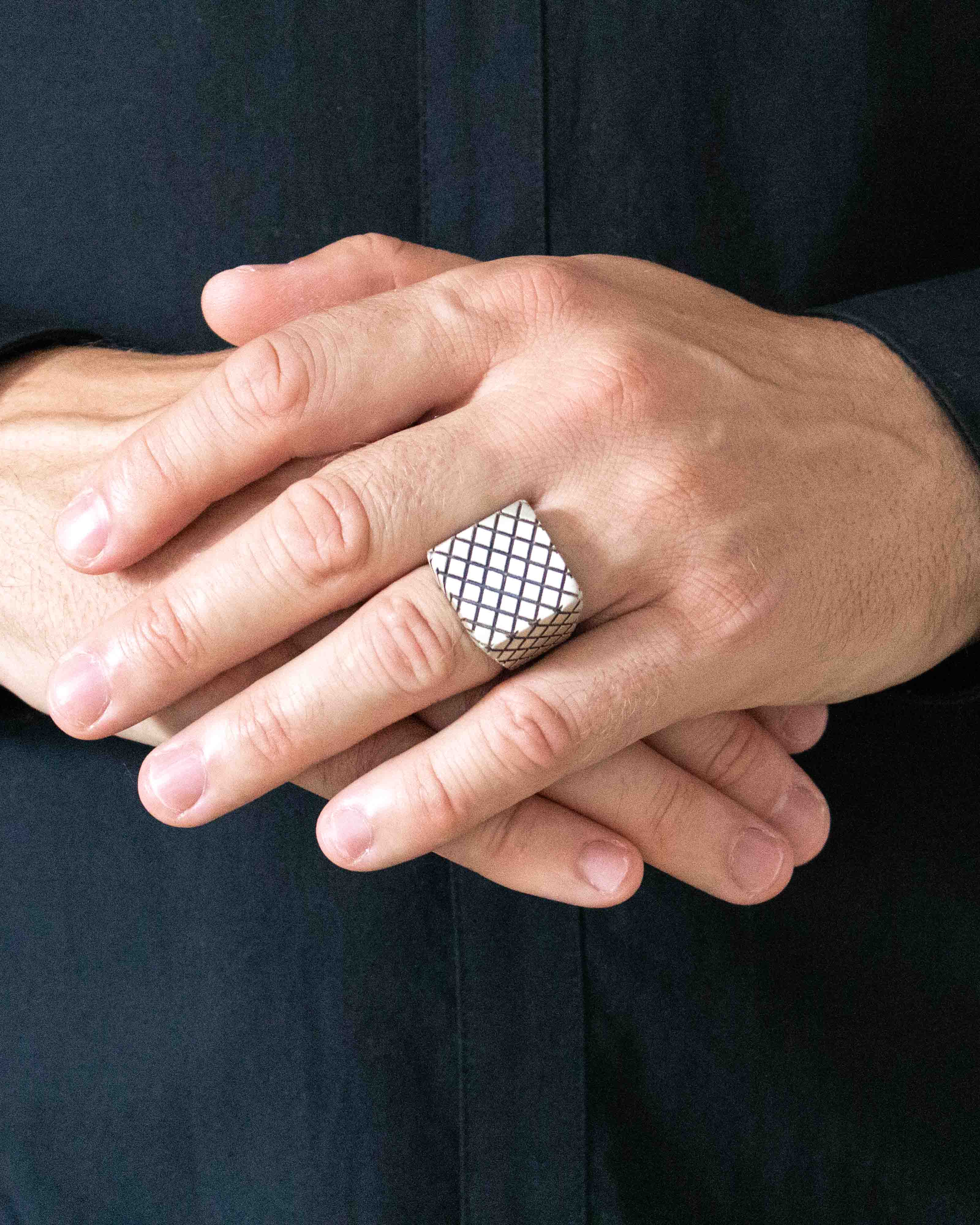 Engraved Grid Chunky Signet Signet Silver Geometric