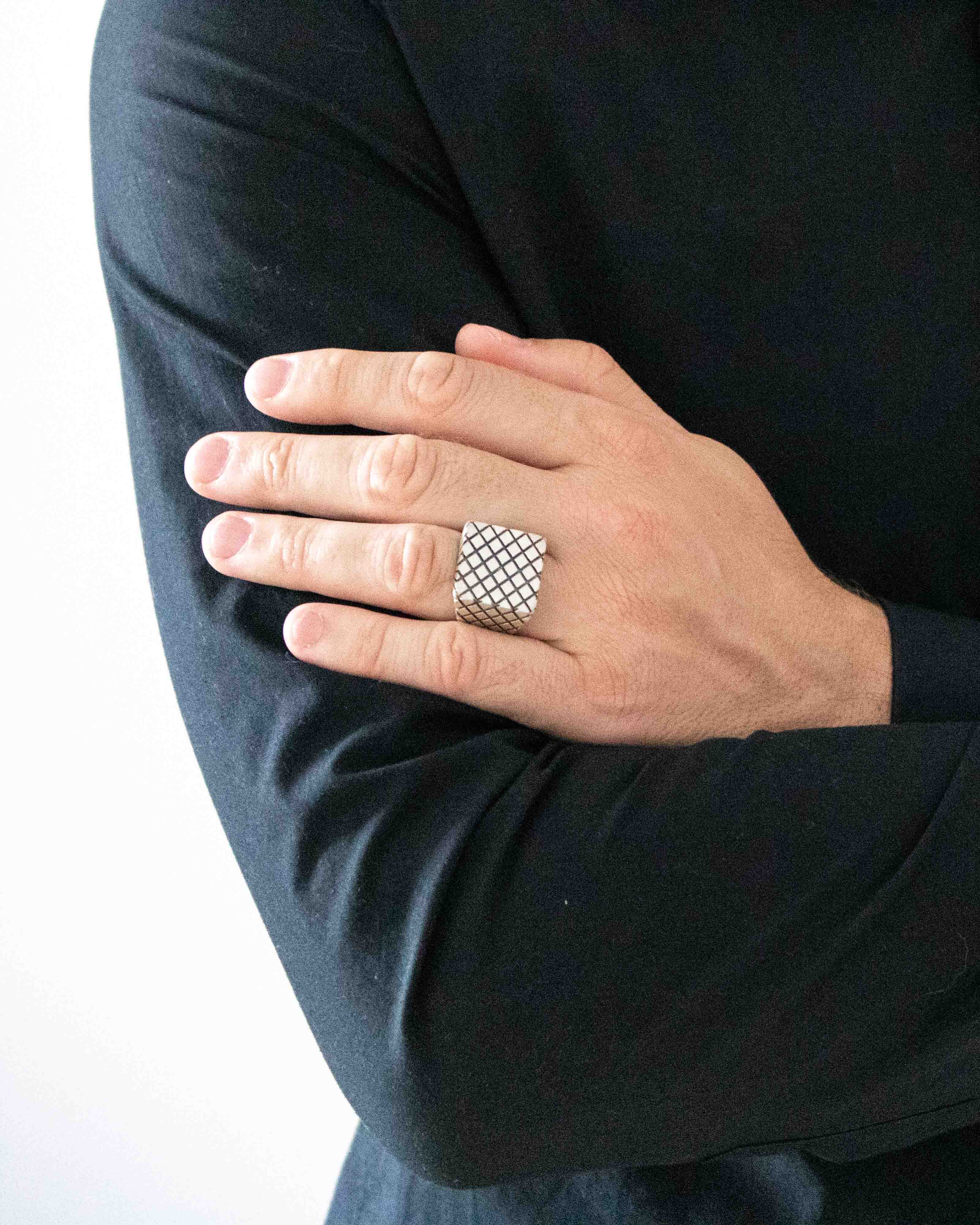 Engraved Grid Chunky Signet Signet Silver Geometric