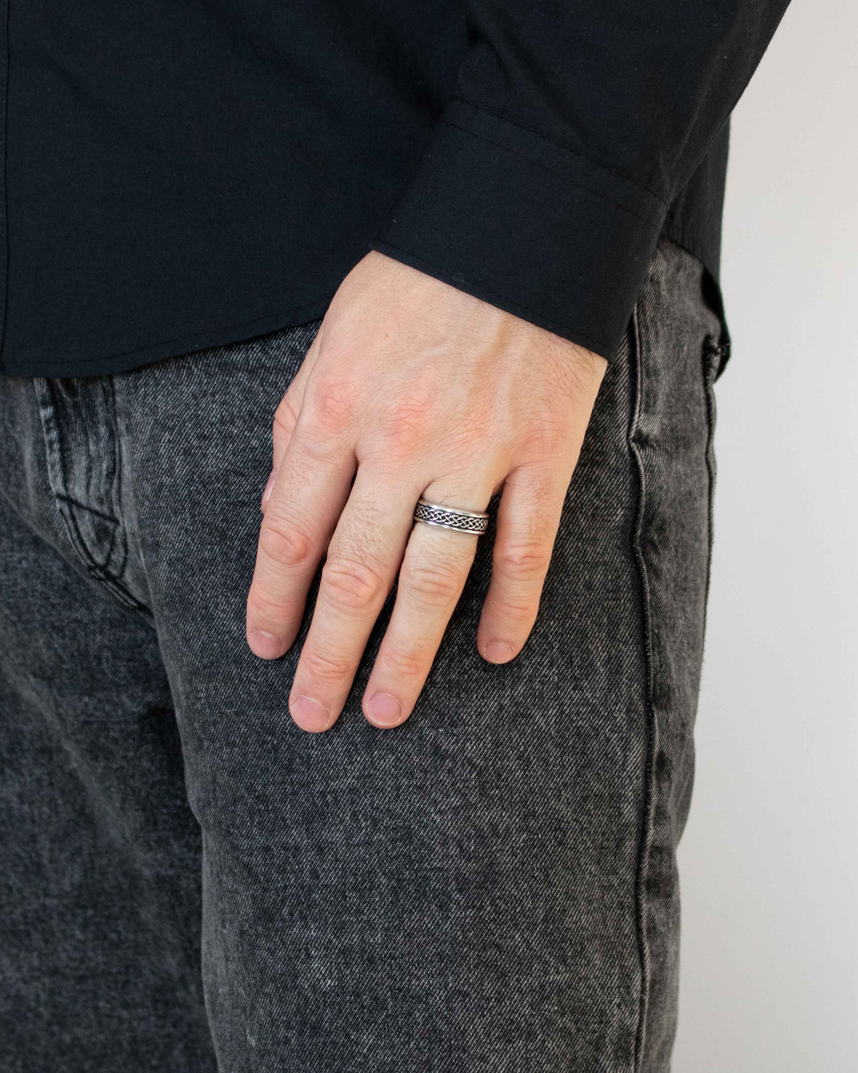 Mens Celtic Knot Ring Band Plain and Oxidized Silver