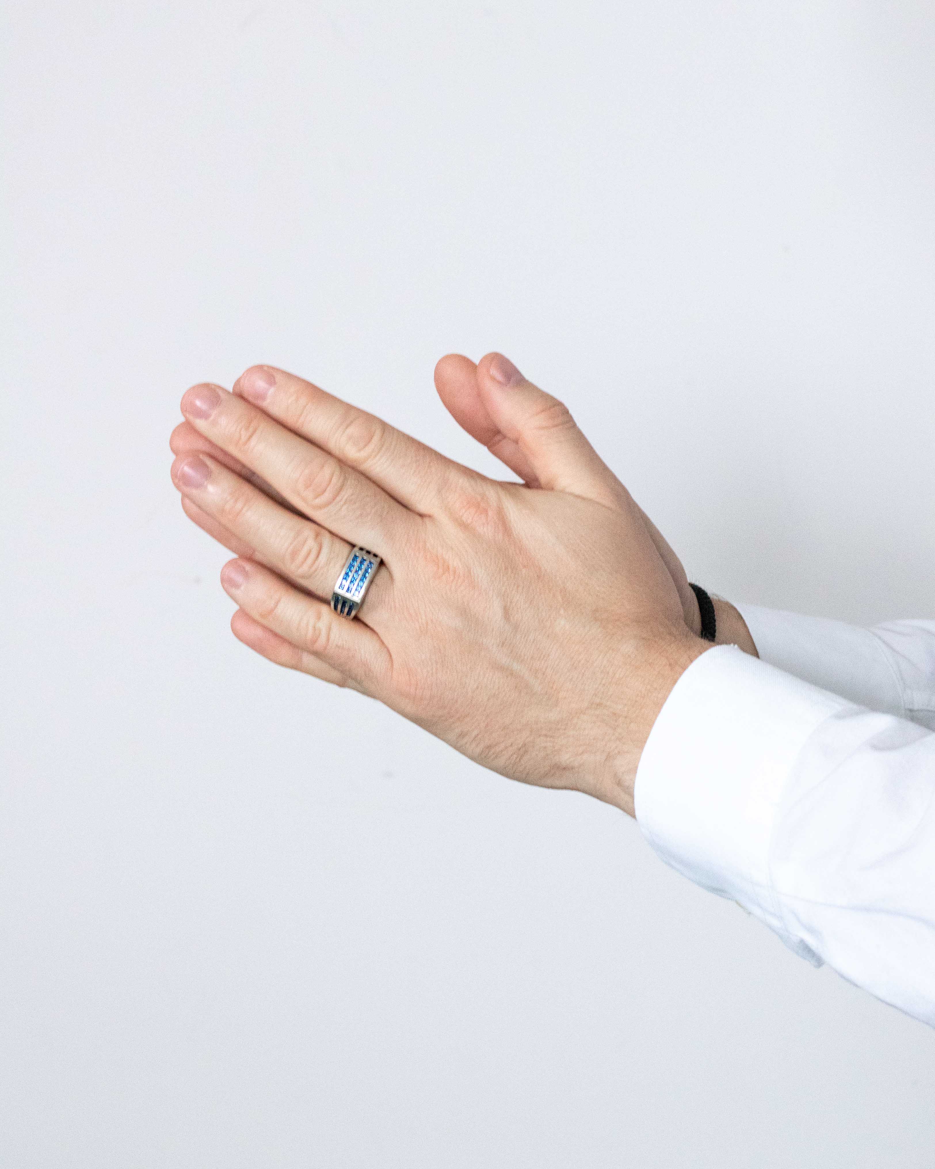 Blue Sapphires Signet Ring Rectangle Geometric Design