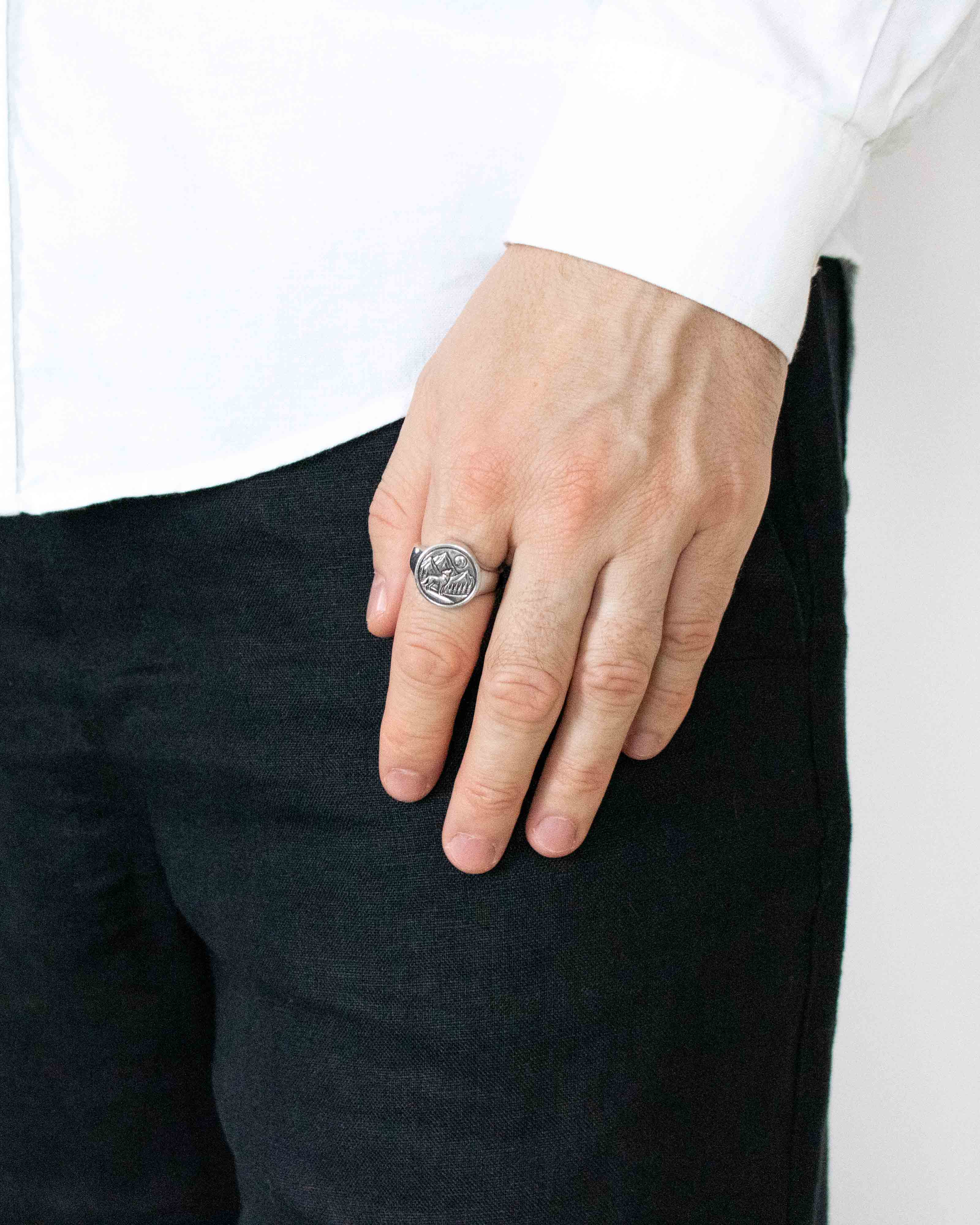 Howling Wolf and Moon Ring Men's Round Signet Silver