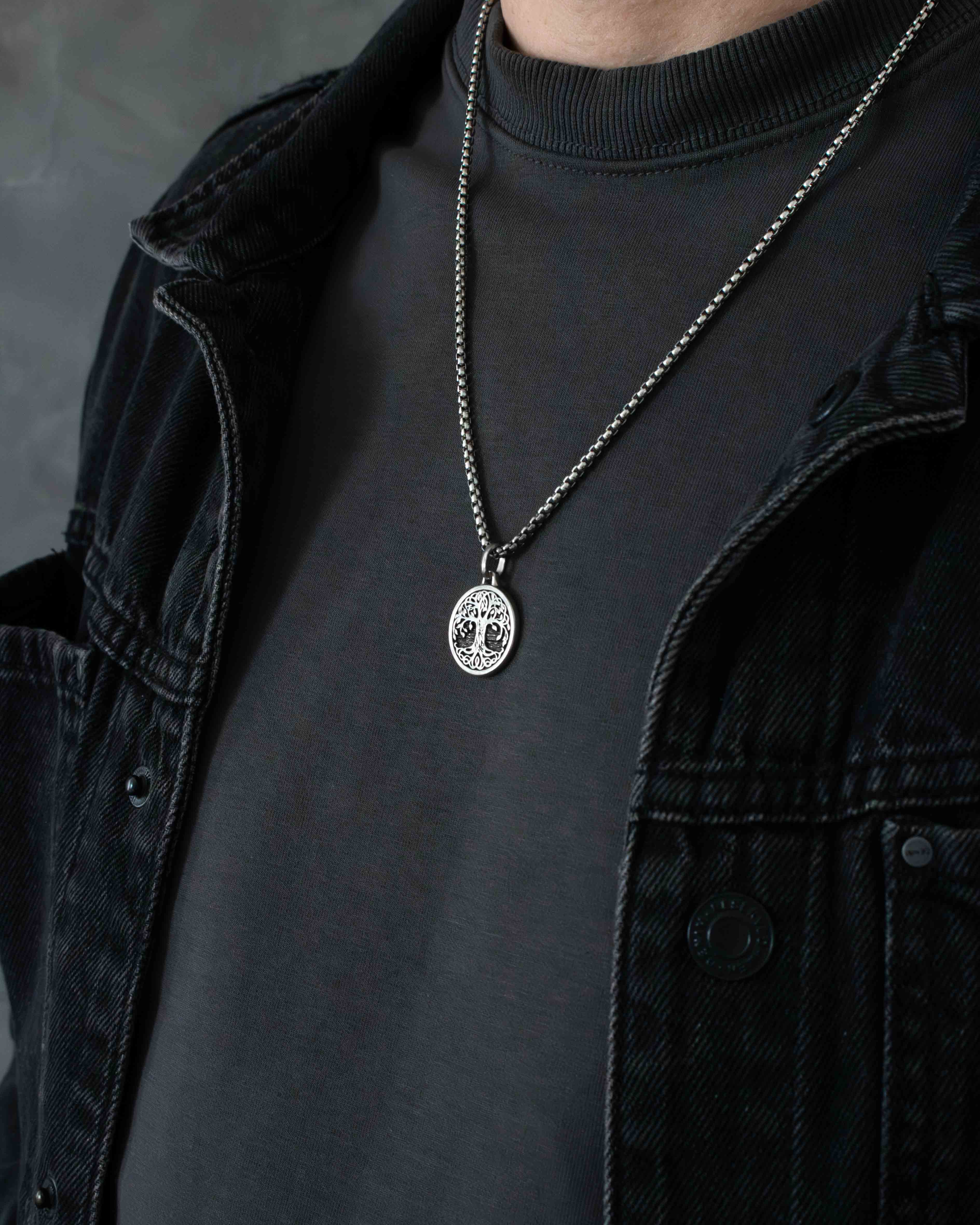 Engraved Family Tree Necklace Amulet Silver 925