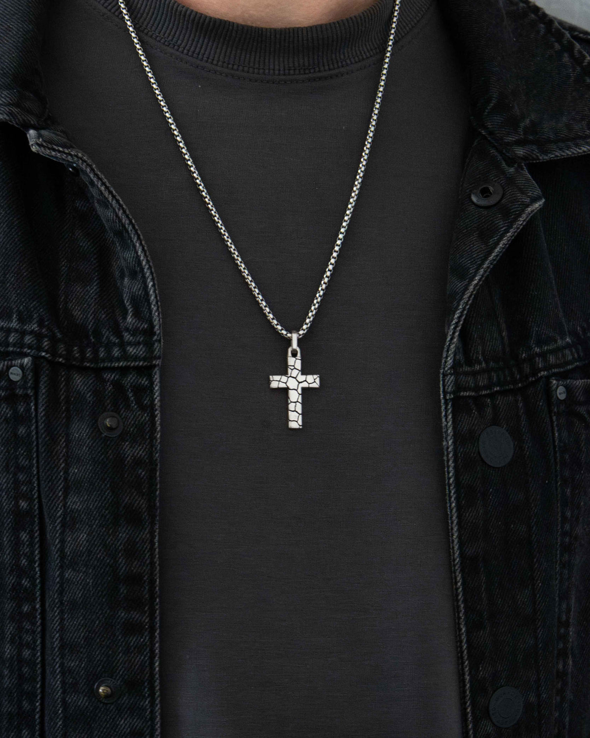 Desert Cross Pendant Necklace Silver Cracked Design