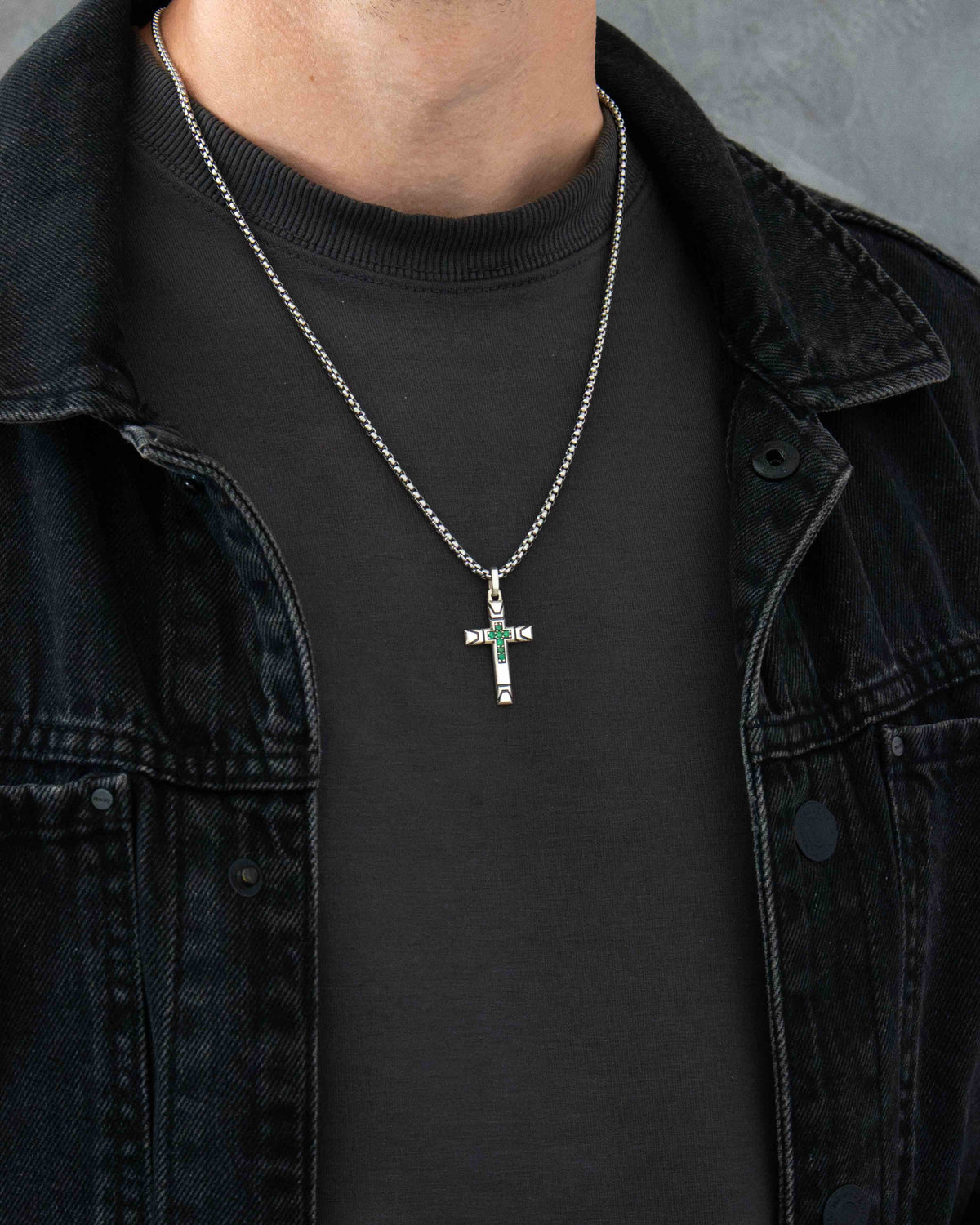 Streetwear Cross Necklace with Emeralds Solid Silver