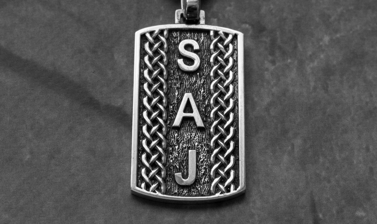 INITIAL PENDANTS