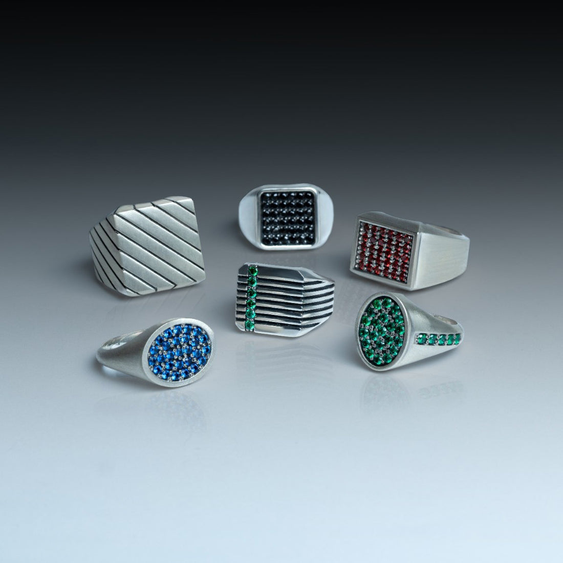 View the collection of all signet rings for men.