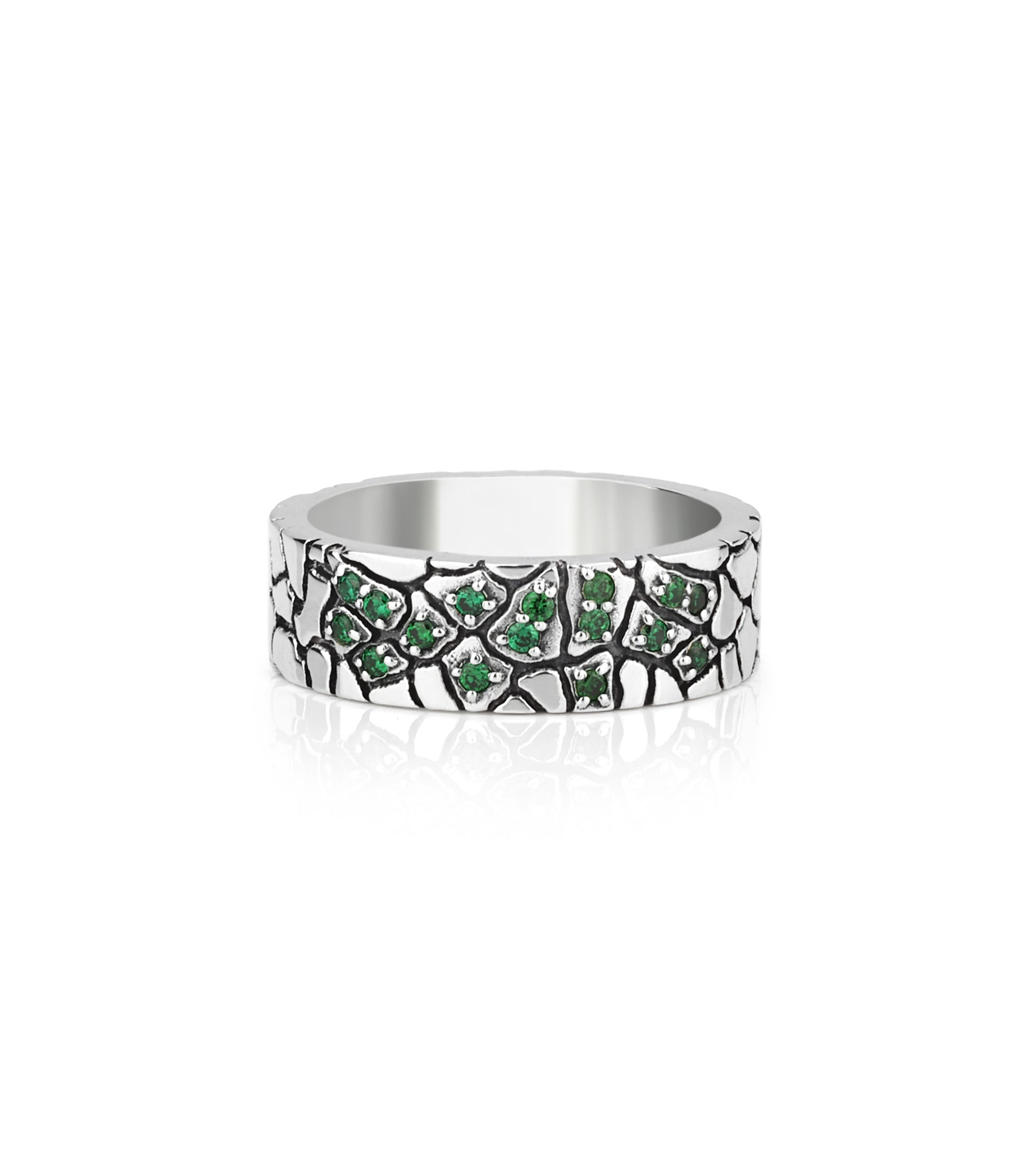Cobblestone Design Silver Band Ring with Emeralds CZ