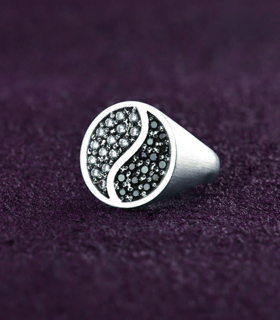 Taijitu Ring Black & White Stones Tai Chi Jewelry Gift