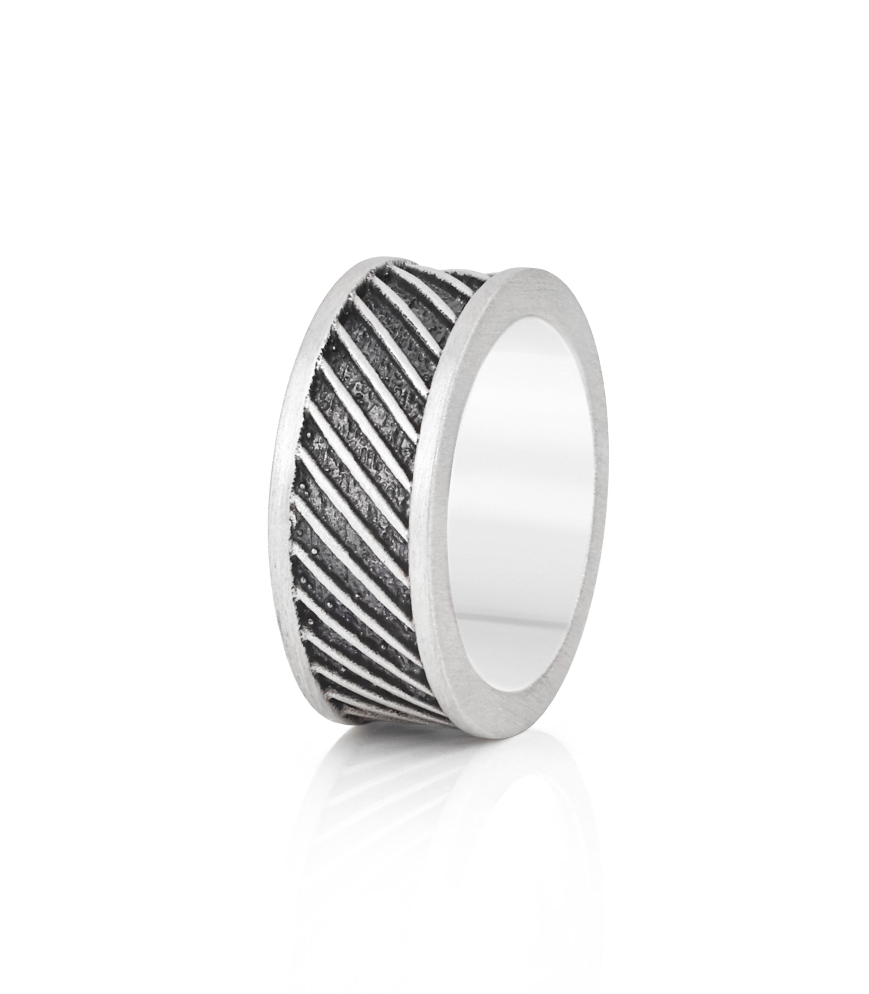 Sculped Oxidized Silver Band with Diagonal Pattern