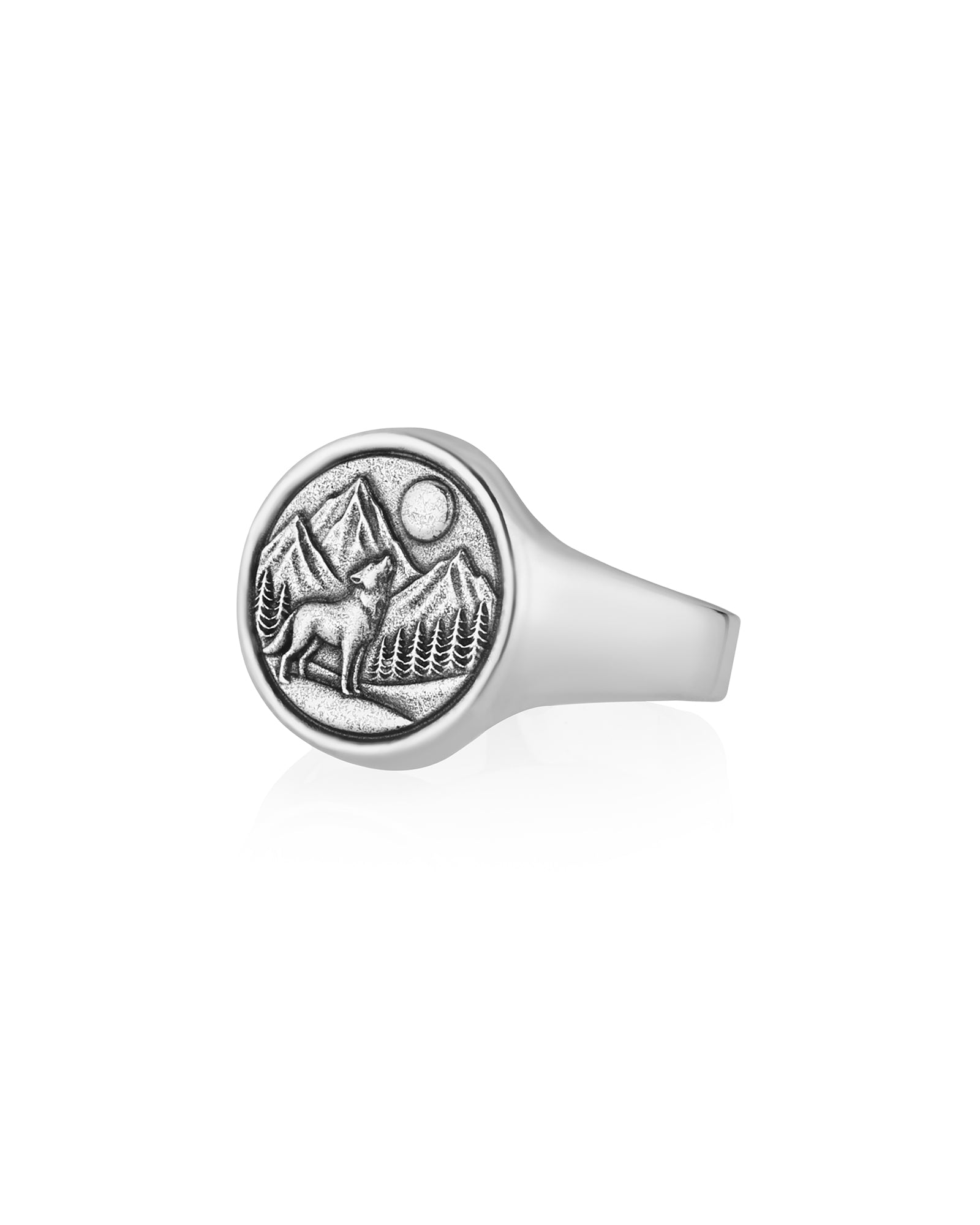 Howling Wolf and Moon Ring Men's Round Signet Silver