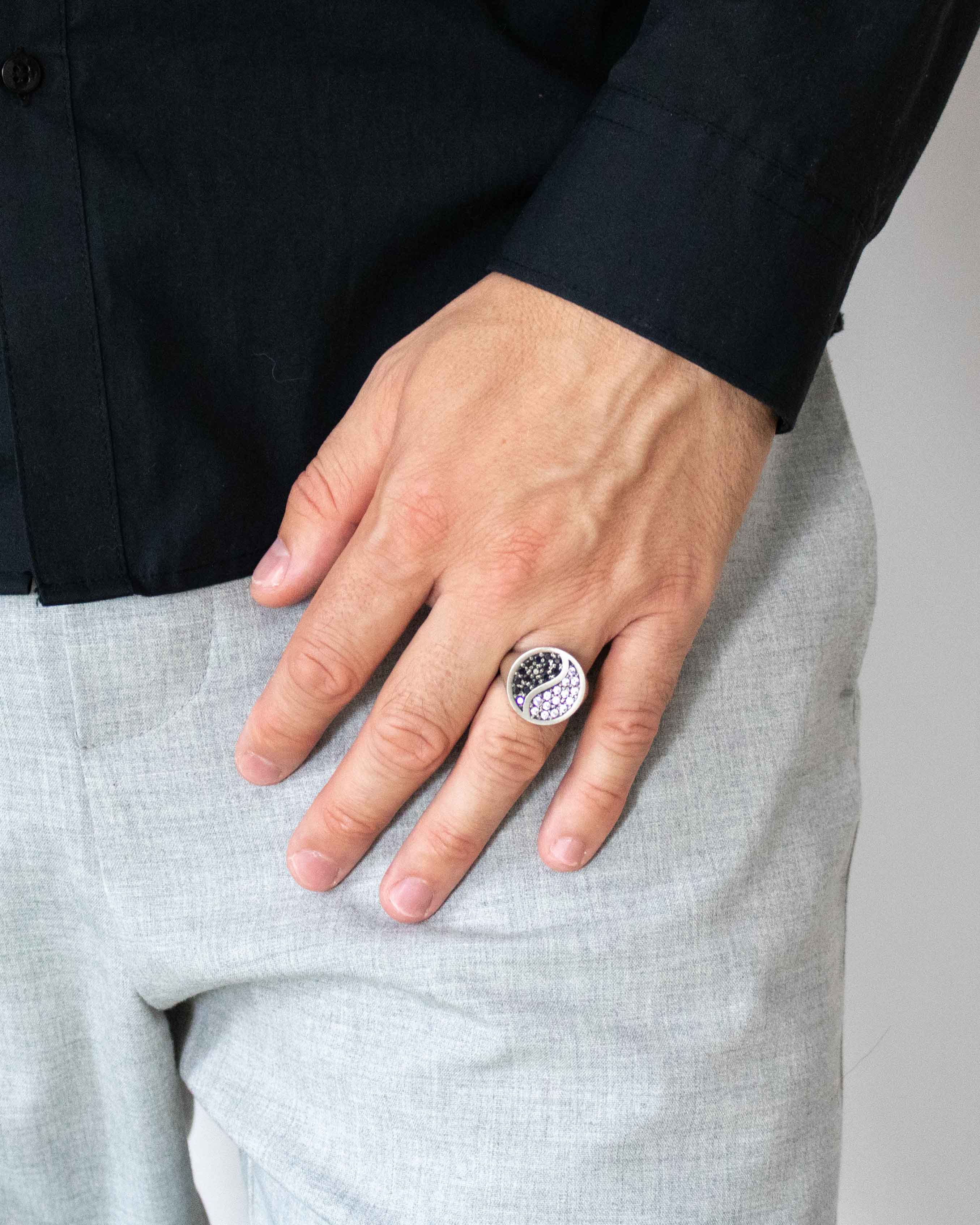 Yin Yang Black and White Round Signet Ring Silver