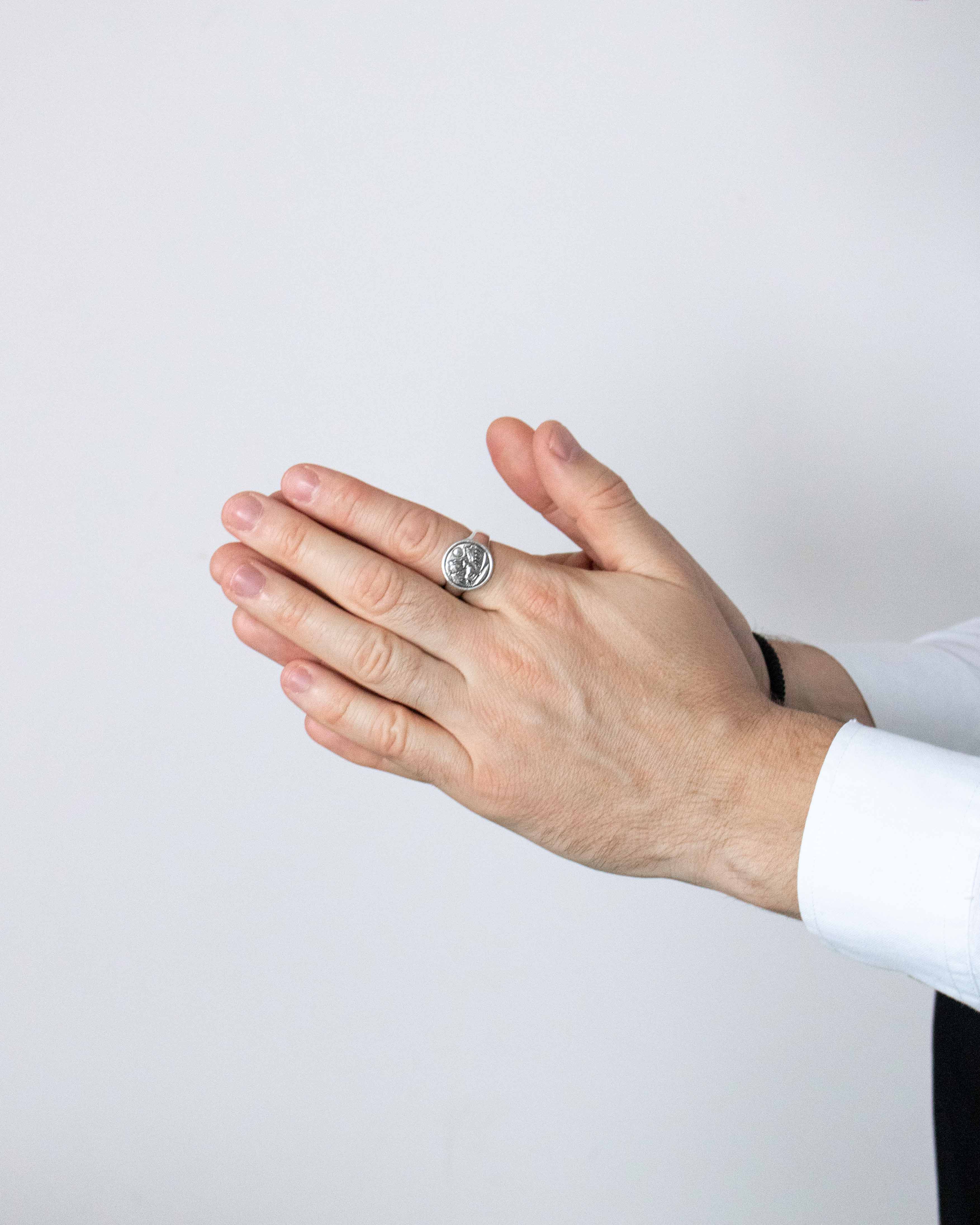 Howling Wolf and Moon Ring Men's Round Signet Silver