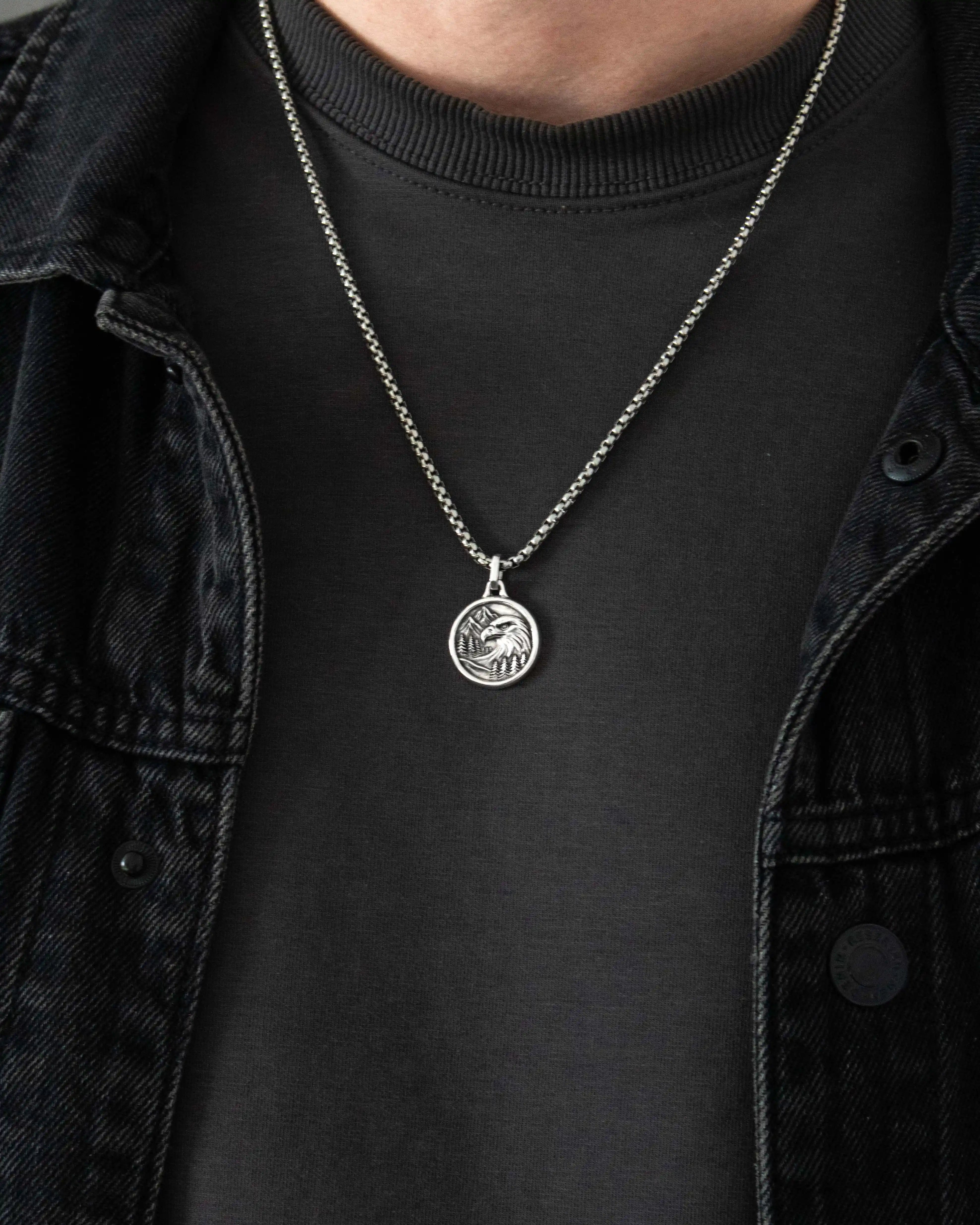 Mountain Eagle Pendant Necklace Silver Round Shape