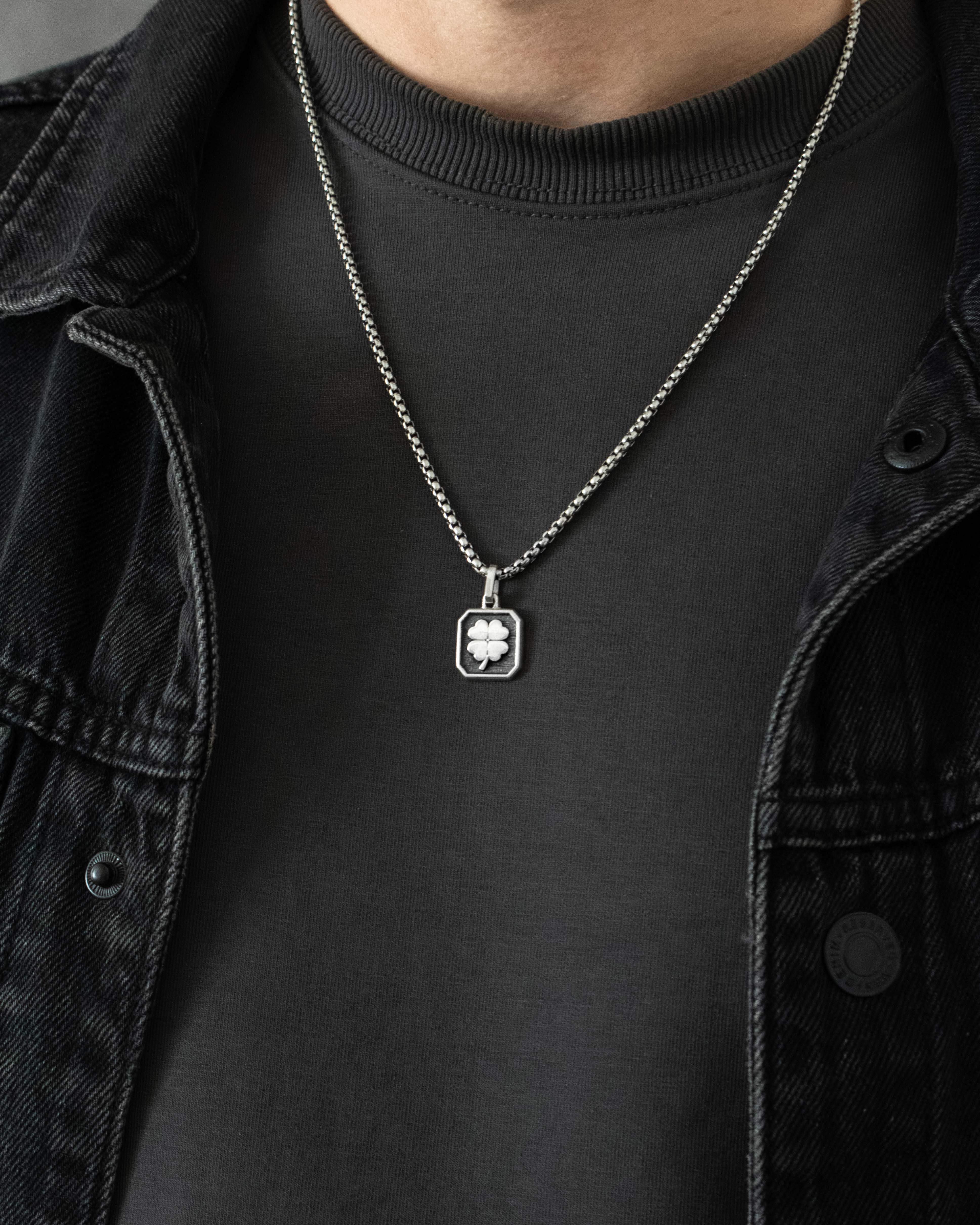 Four Leaf Clover Amulet Necklace Symbol of Luck