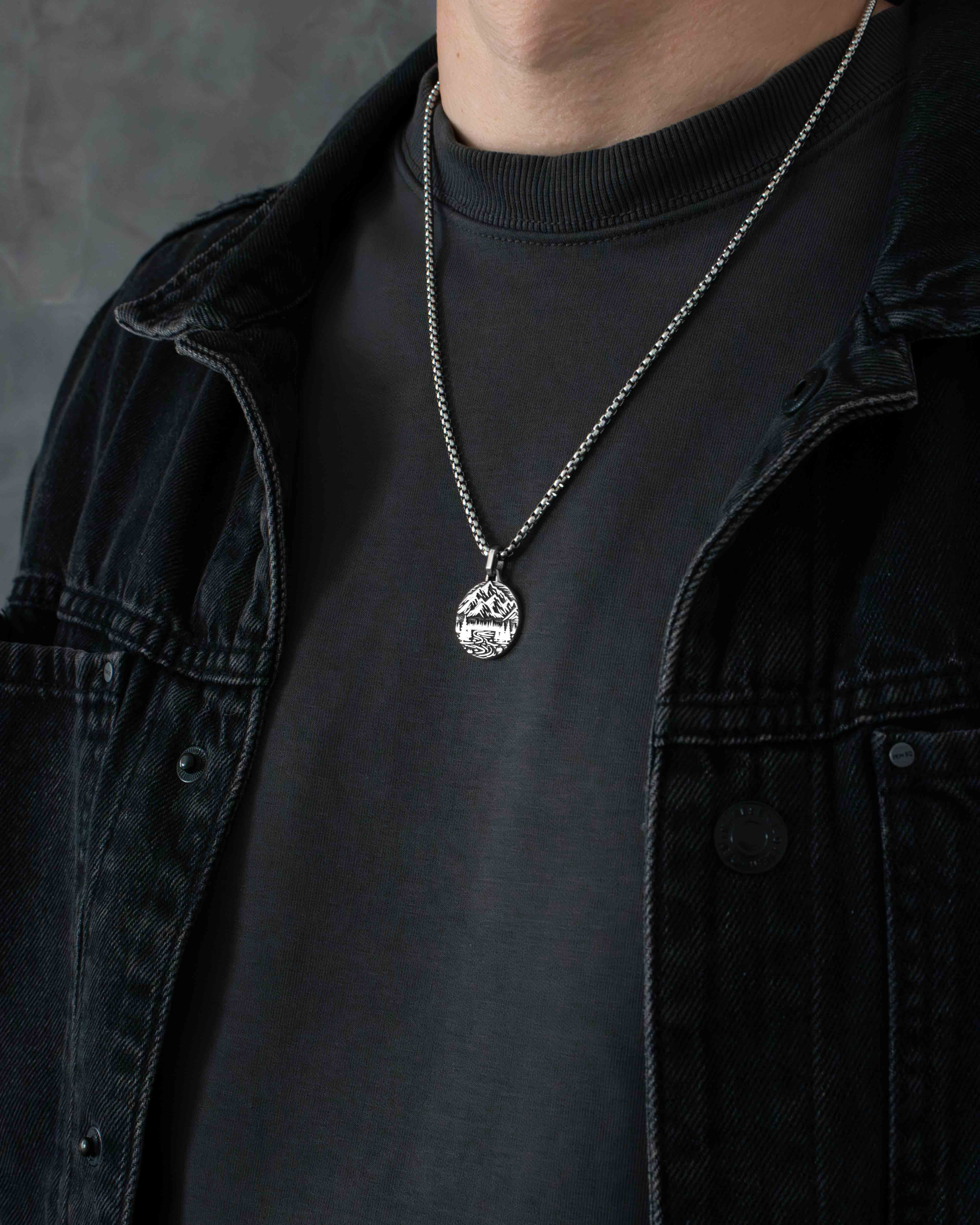 Mountains & Pine Forest Round Necklace Fine Silver 925