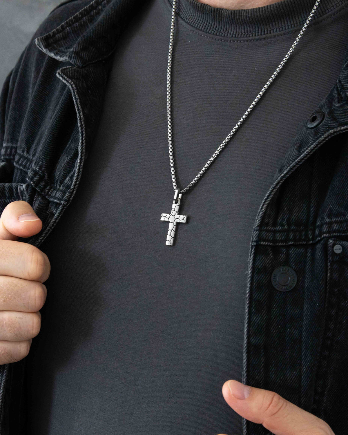 Desert Cross Pendant Necklace Silver Cracked Design