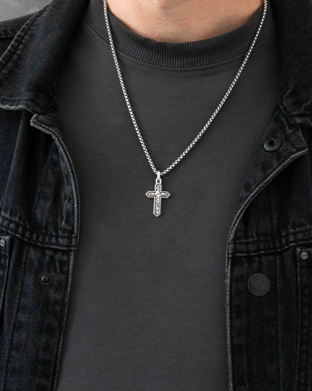 Earthy Cross Pendant Necklace Cracked Design Silver