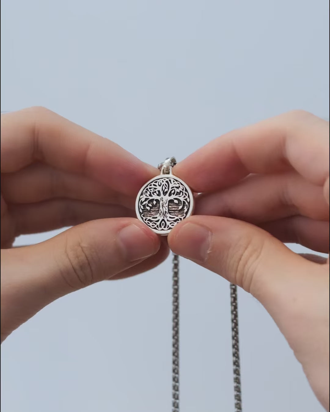 Engraved Family Tree Necklace Amulet Silver 925